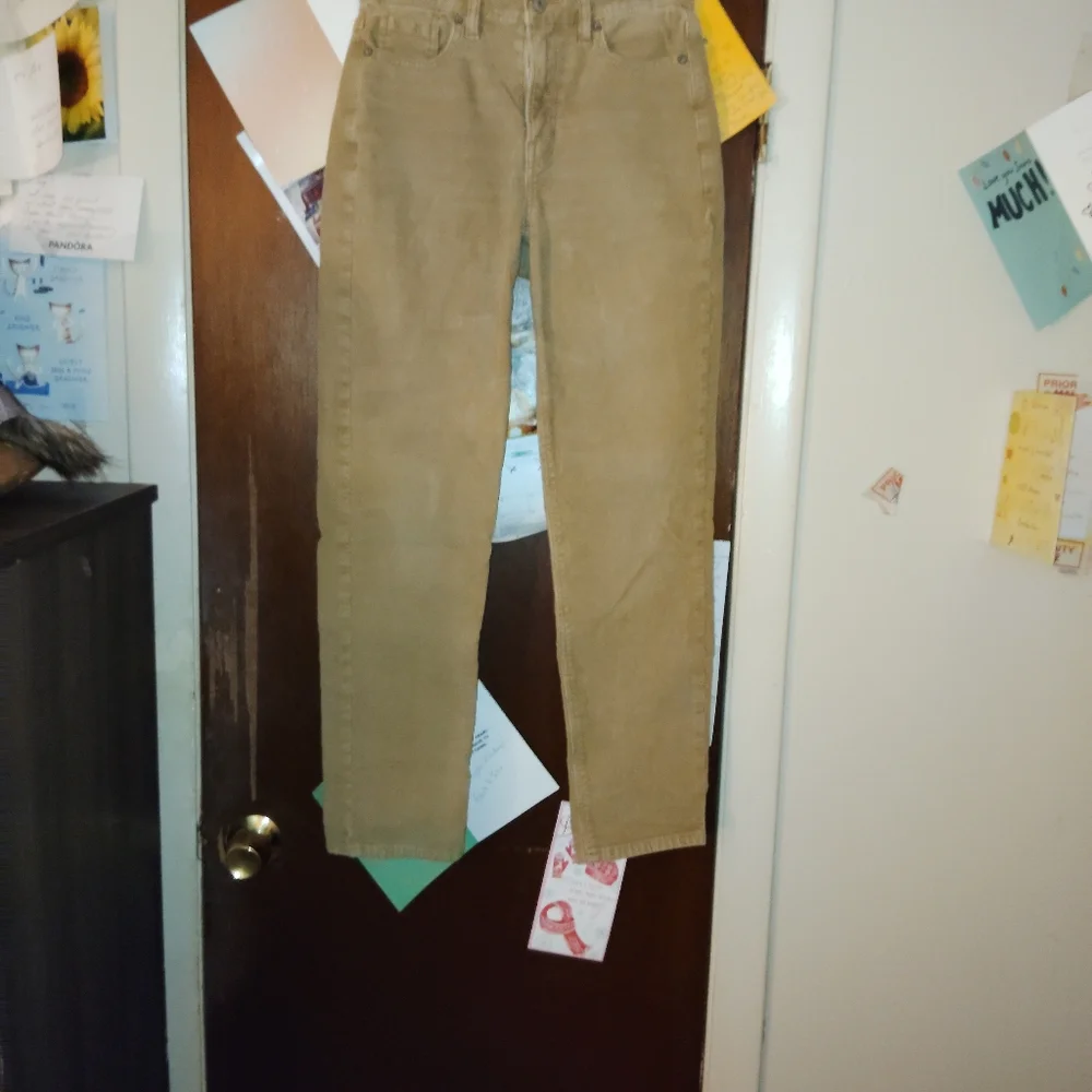 American Eagle Outfitters Straight Leg Corduroy Jeans in Camel